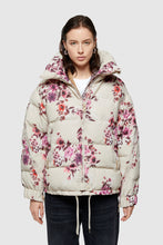 OFF WEAR FLORAL PRINT NYLON SHORT JACKET 9251 - SAND/PINK